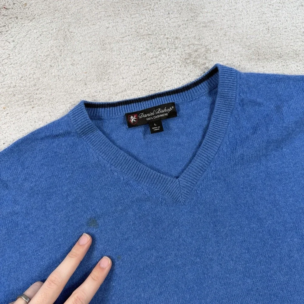 Daniel Bishop Sweater Mens Large Blue 100% Cashmere V-Neck Pullover Soft